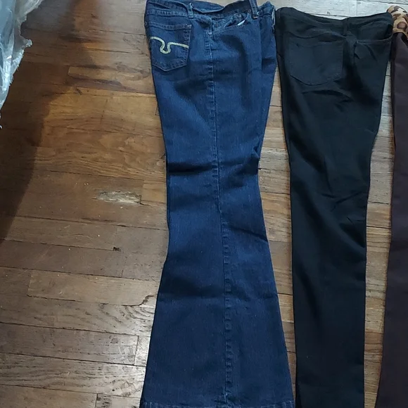 Pants - Picture 2 of 16